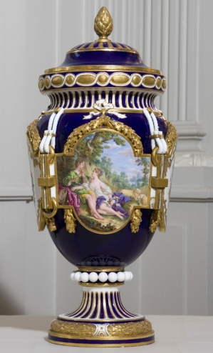 Vases ferrés en première grandeur